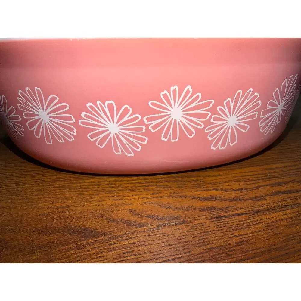 Vintage Pyrex 2.5QT Pink Daisy 045 Casserole Dish W/Lid